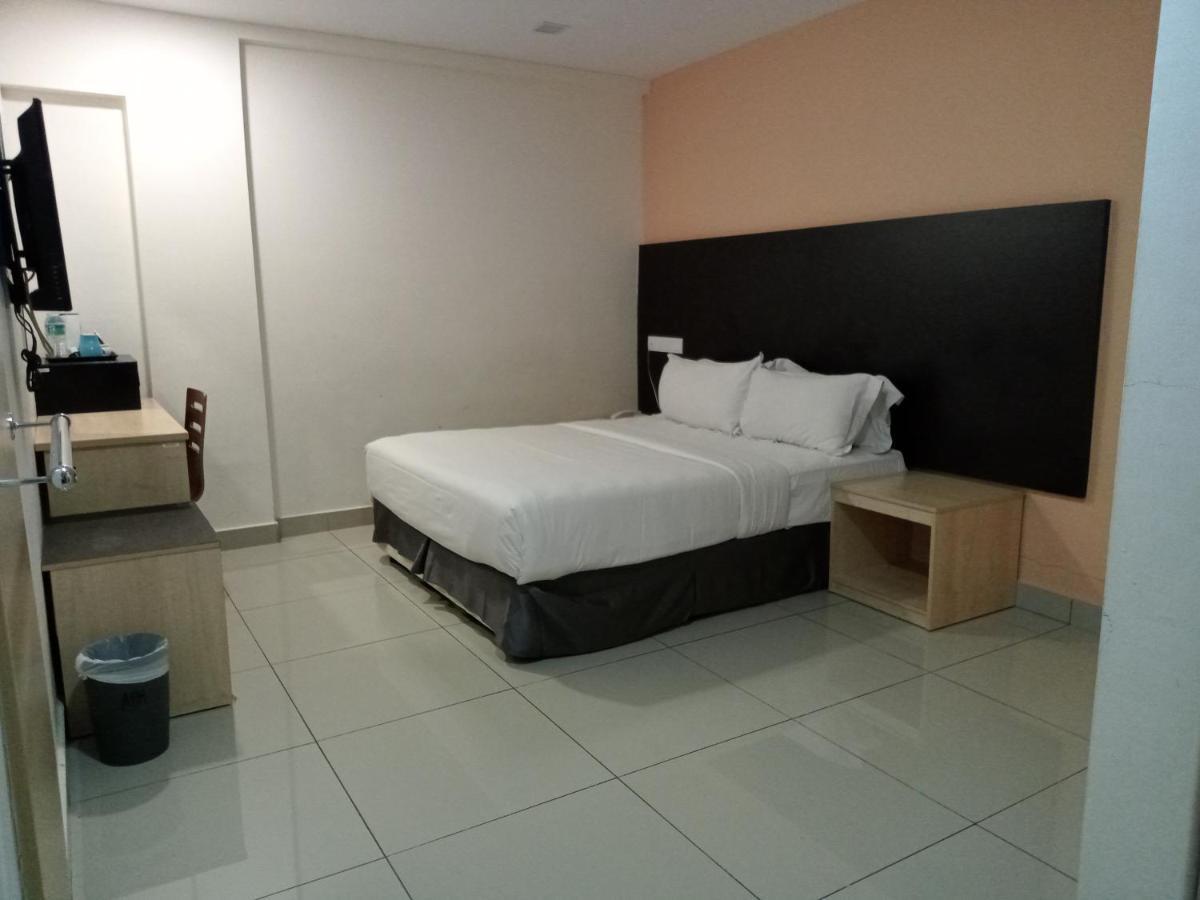 Avenue Bangi Hotel Kajang Buitenkant foto