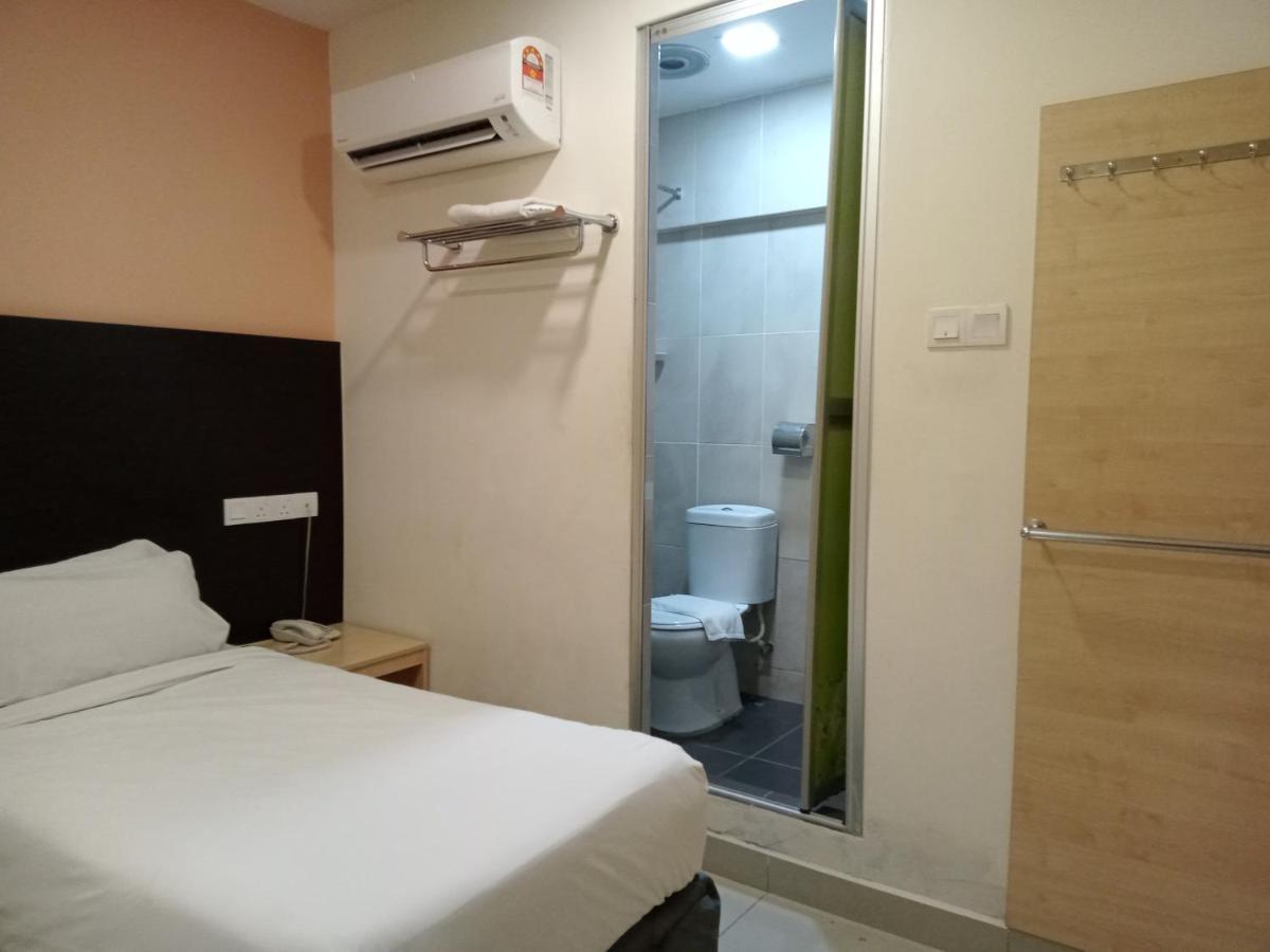 Avenue Bangi Hotel Kajang Buitenkant foto